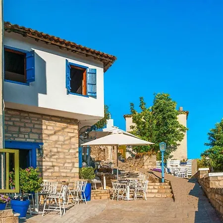 아파트 Afitos Guest House