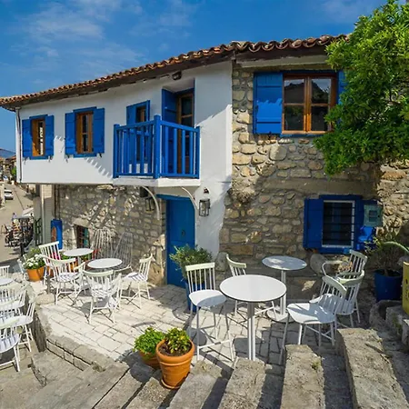 شقة Afitos Guest House *