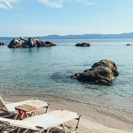 Afitos Guest House شقة أفيتوس