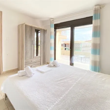 Afitos Guest House 아피토스