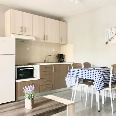 شقة Afitos Guest House *