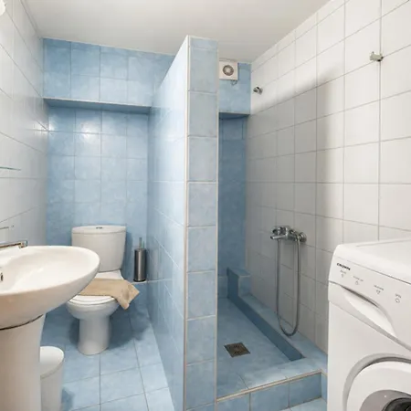 Apartment Afitos Guest House