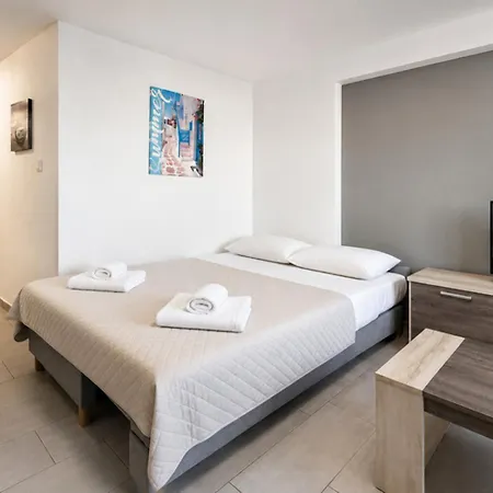 Afitos Guest House Apartment *