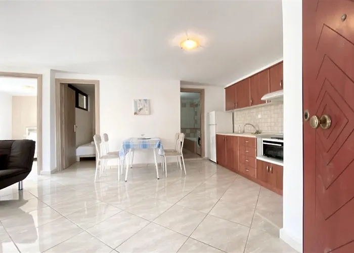 Afitos Guest House Apartamento