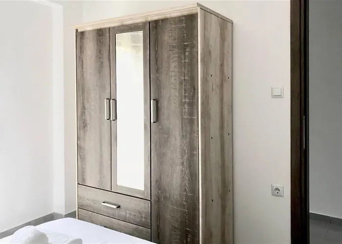 Afitos Guest House Apartamento *