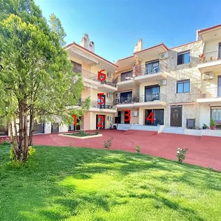 Afitos Guest House Apartmán *