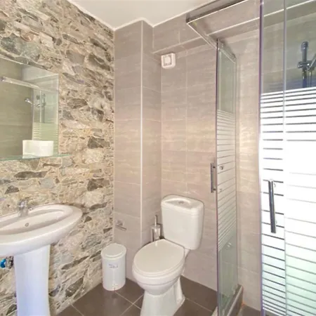 Afitos Guest House 阿菲托斯